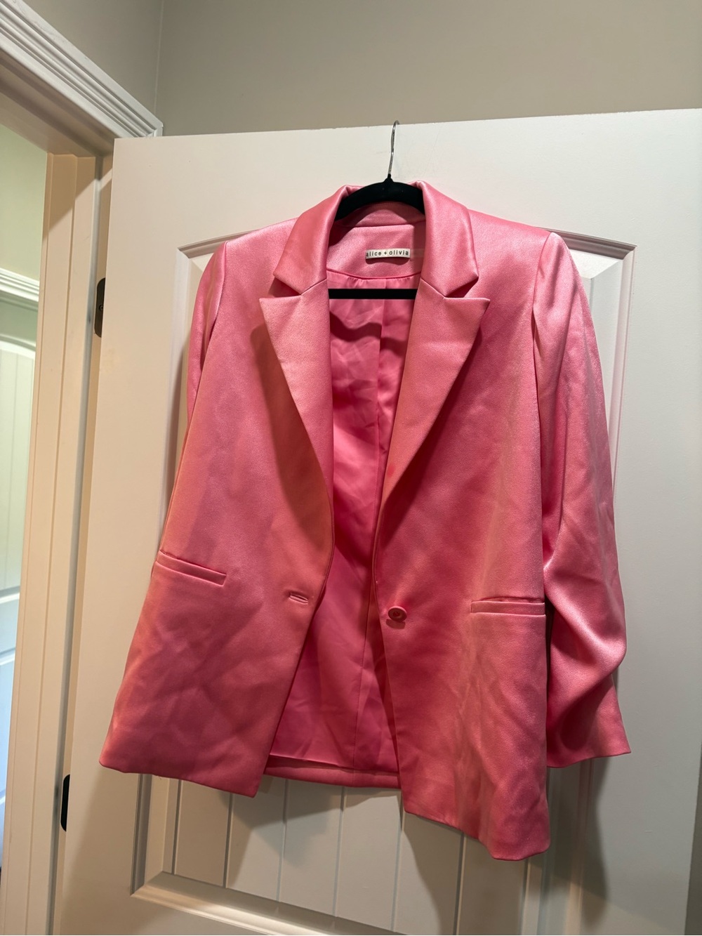 Alice + Olivia Shiny Pink Satin Single-Button Blazer - Picture 2 of 6